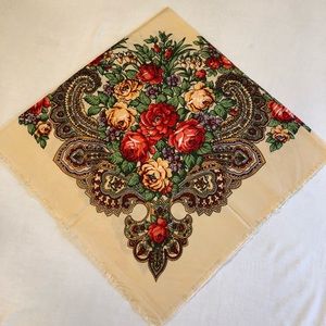 Beautiful Vintage Style Scarf